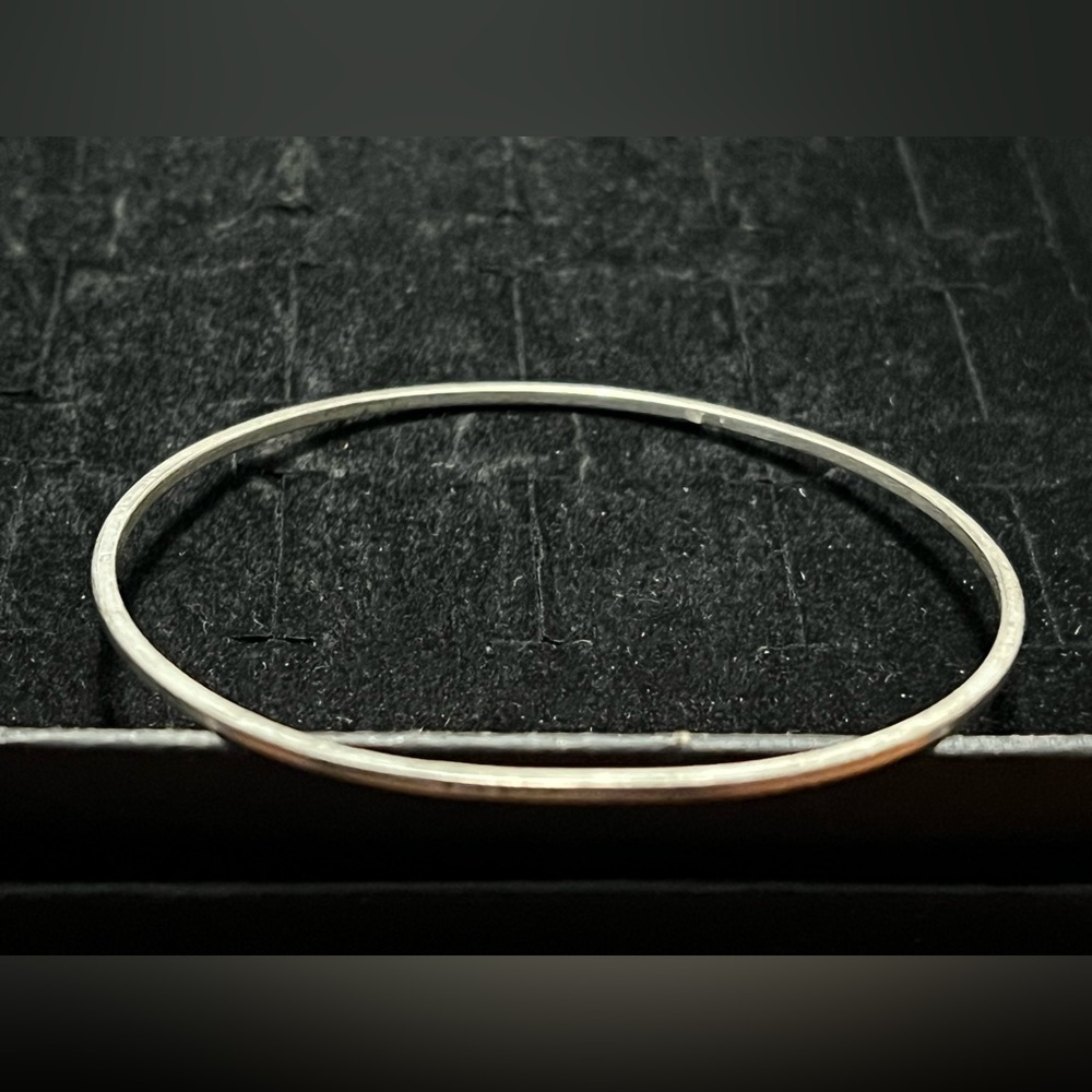Elegant Silver Bangle Bracelet